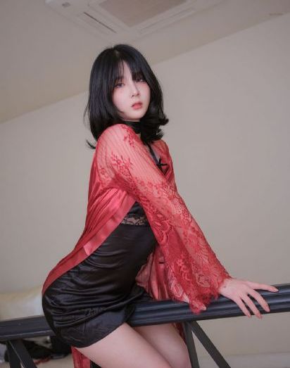 女同桌用手揉我的jiji_超清免费观看视频