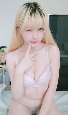 国产在线草莓AⅤ精品_超清电影免费在线
